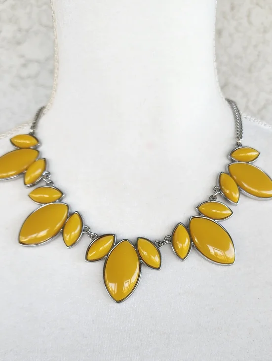 Charming Charlie Yellow Marquise Statement Necklace - Picture 1 of 4